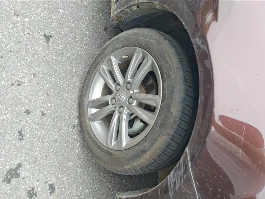 Geely Emgrand 2017
