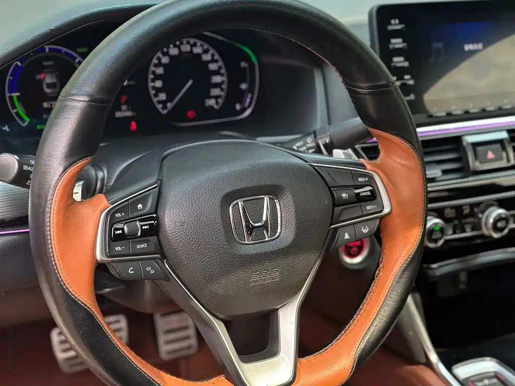 Honda Inspire 2022 — фото 11