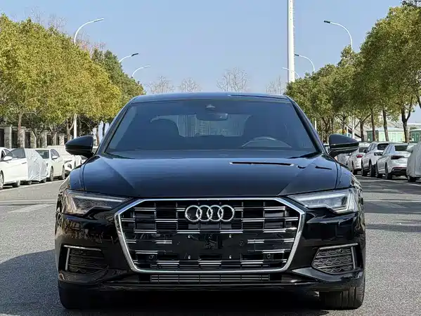 Audi A6L 2022