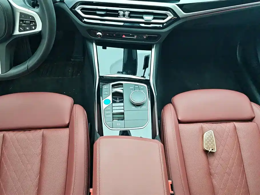 BMW i3 2023 — фото 16