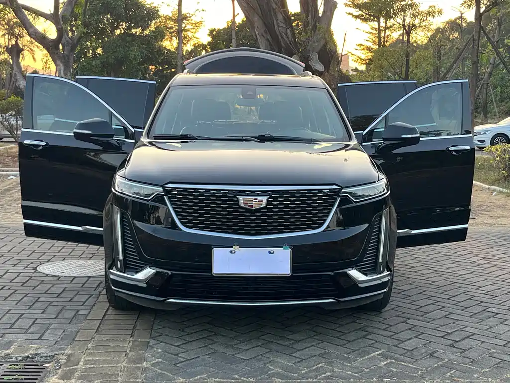 Cadillac XT6 2021 — фото 14