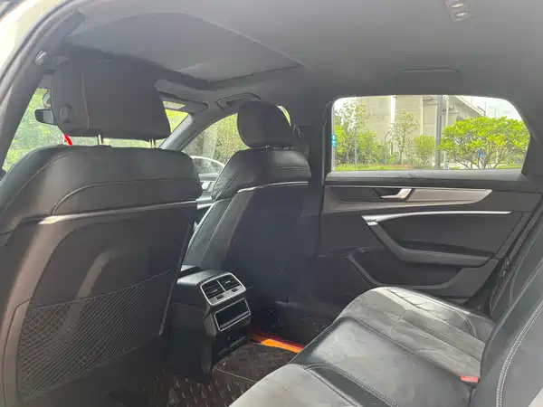 Audi A6L 2021