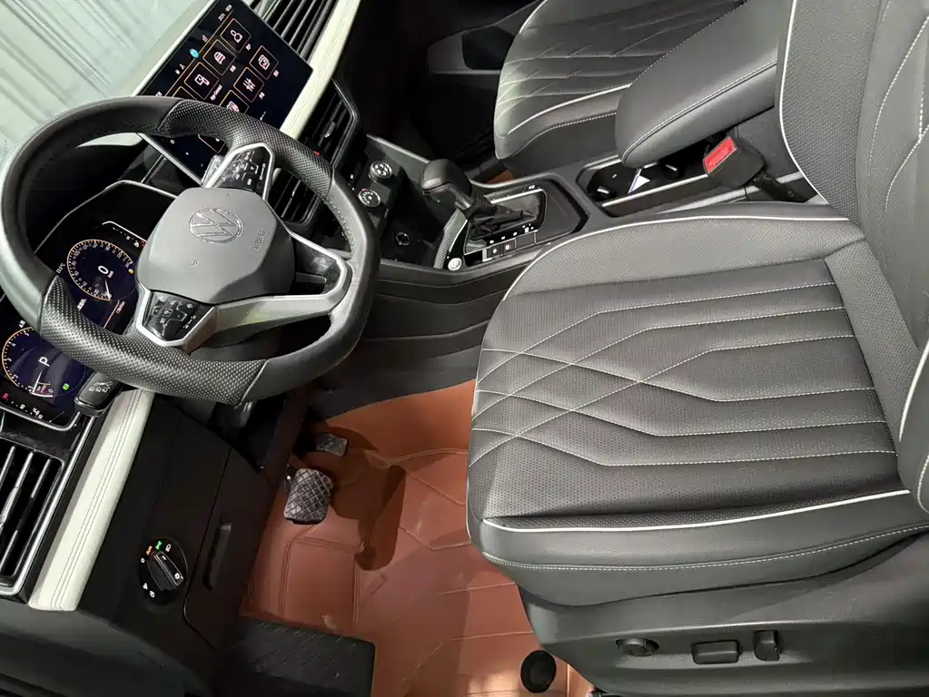 Volkswagen Tiguan L 2023