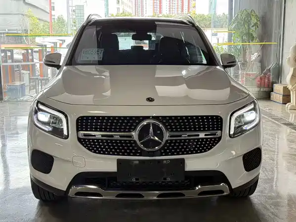 Mercedes-Benz GLB 2022