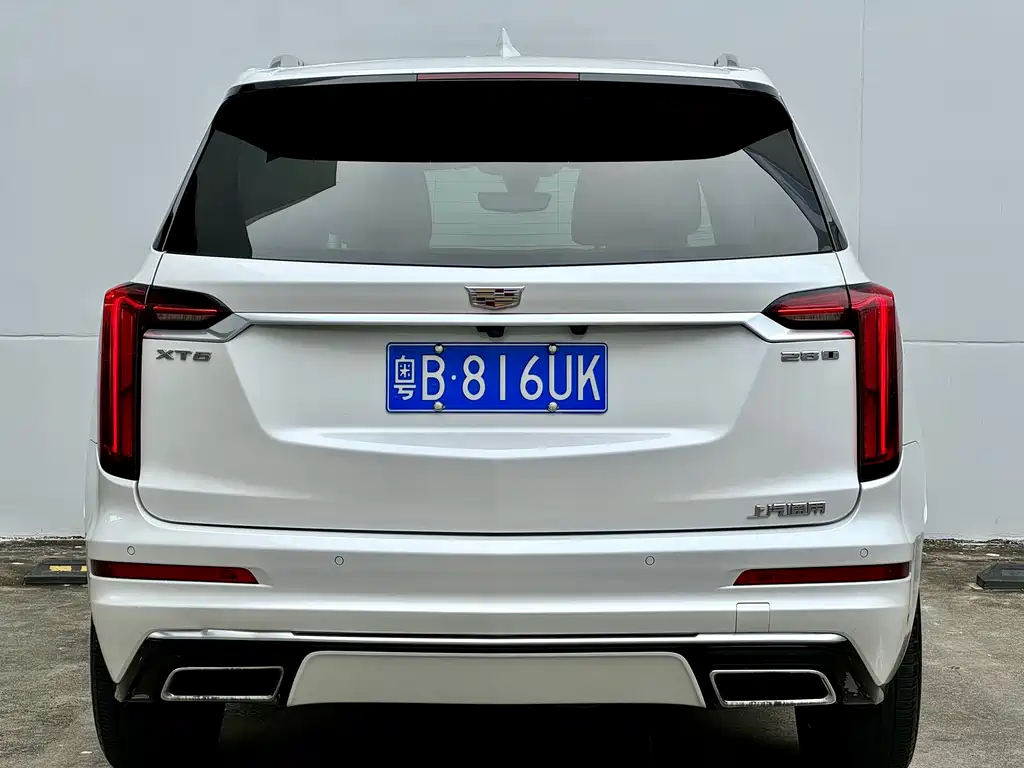 Cadillac XT6 2020 — фото 17