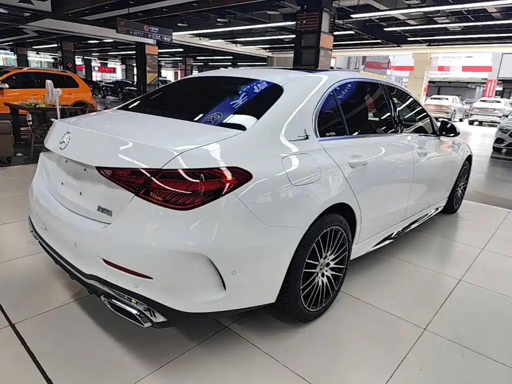 Mercedes-Benz C-Class 2021