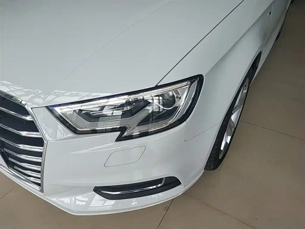 Audi A3 2021 — фото 24