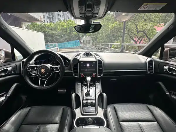 Porsche Cayenne 2017