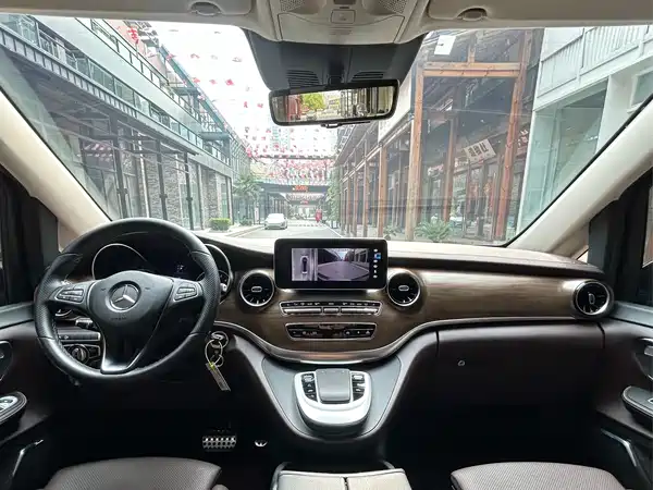 Mercedes-Benz V-Class 2022