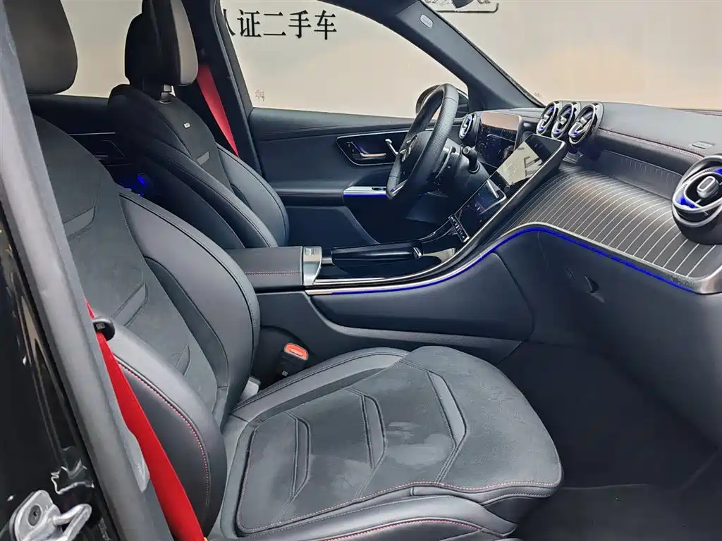 Mercedes-Benz GLC AMG 2025 — фото 18