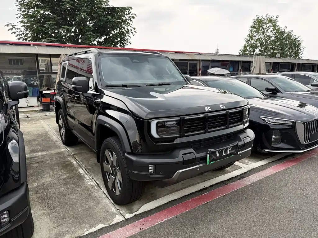 BAIC BJ40 Extended Range 2025 — фото 3