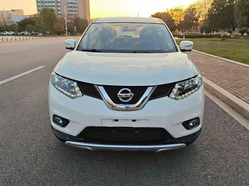 Nissan X-Trail 2015 — фото 3