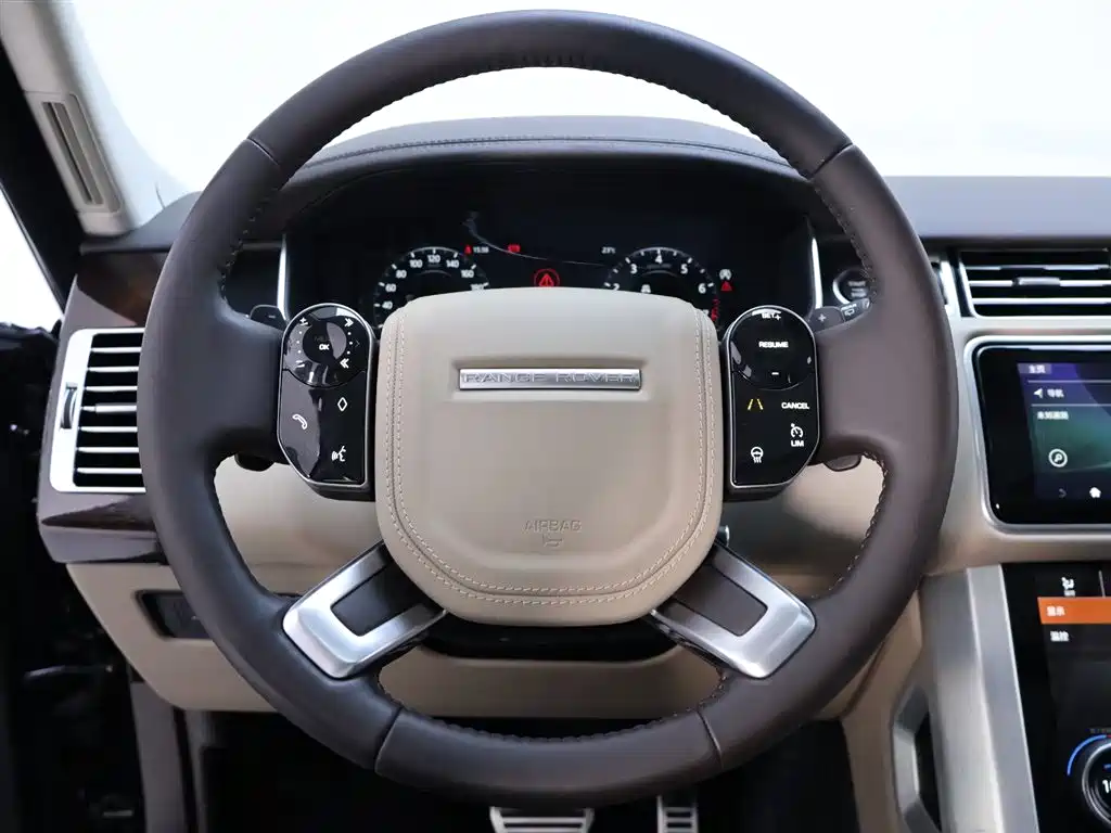 Land Rover Range Rover 2022 — фото 16
