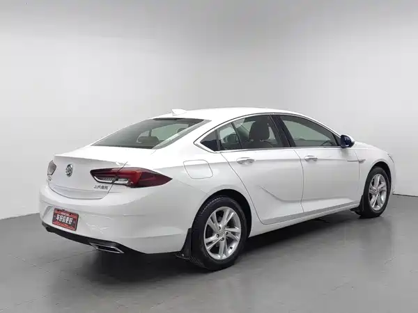 Buick Regal 2021