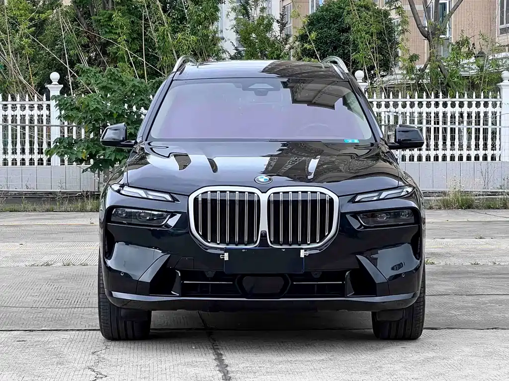 BMW X7 2024