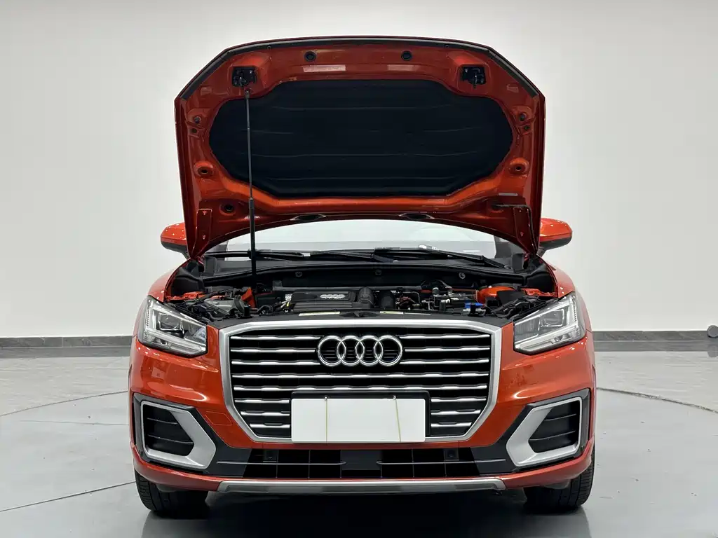 Audi Q2L 2019 — фото 25