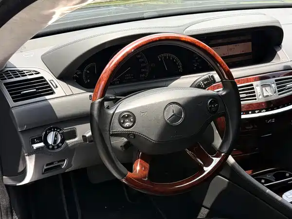 Mercedes-Benz CL-Class 2010