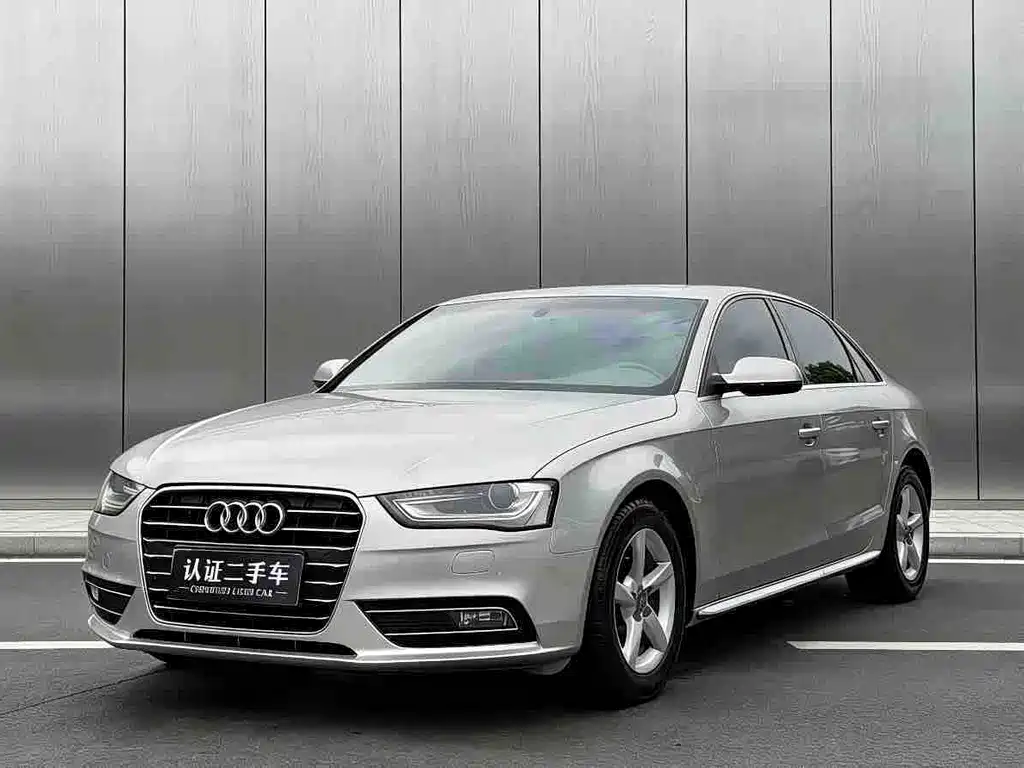Audi A4L 2015