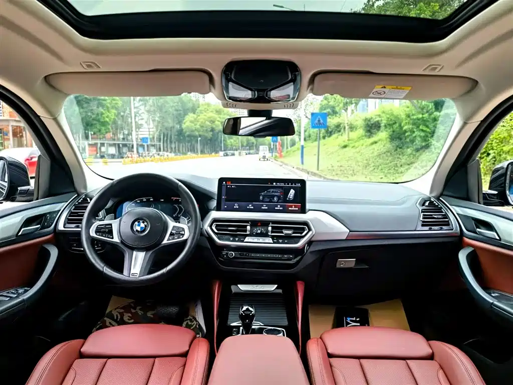 BMW X4 2022 — фото 8