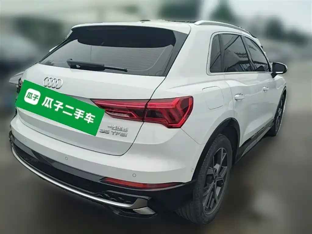 Audi Q3 2024 — фото 12