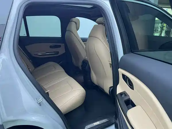 NIO ES6 2020