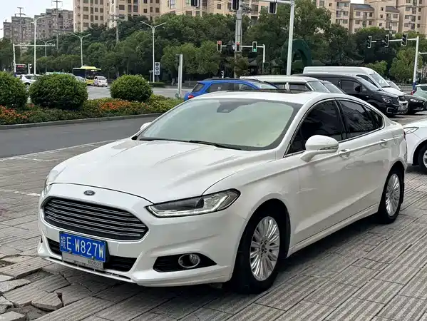 Ford Mondeo 2015