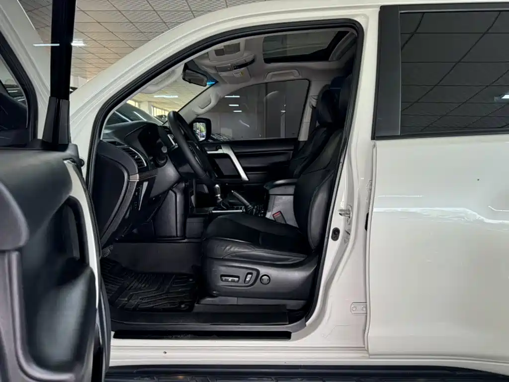 Toyota Prado 2020