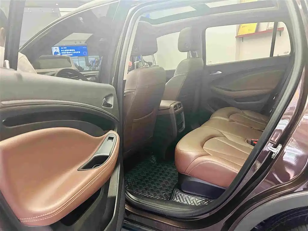 Buick Envision Plus 2021 — фото 23