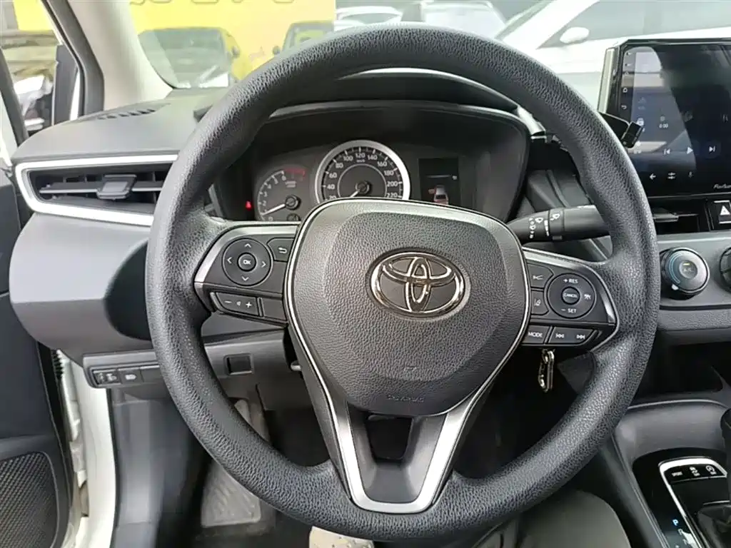 Toyota Corolla 2019 — фото 11