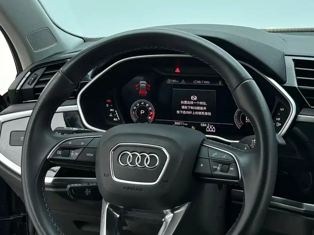 Audi Q3 2022 — фото 11