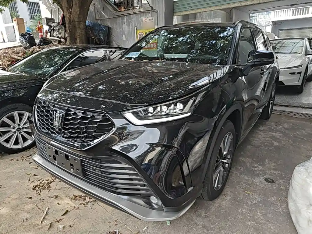 Toyota Crown Kluger 2026