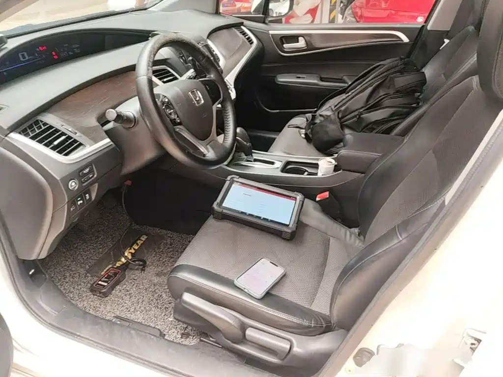 Honda Jade 2015 — фото 16