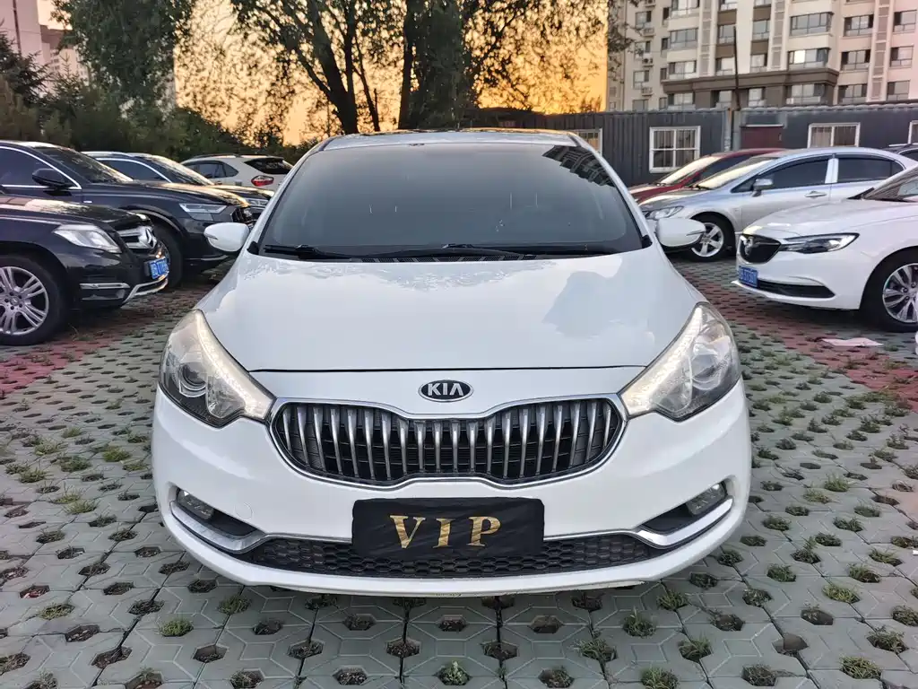 Kia K3 2013