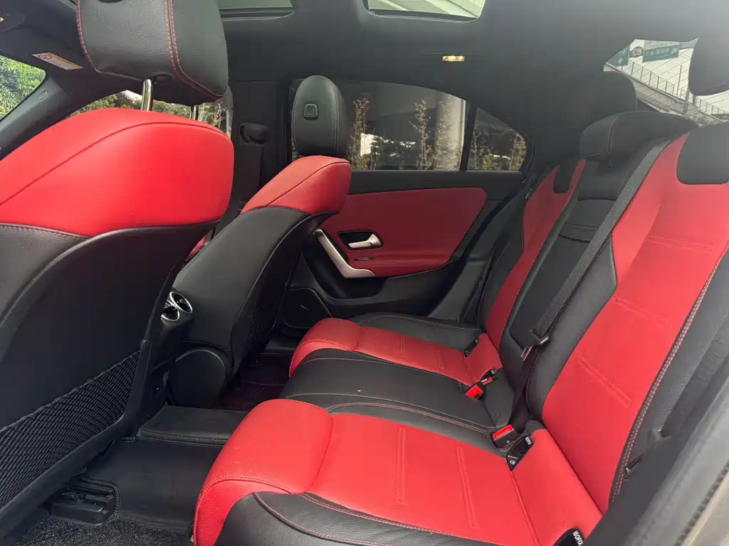 Mercedes-Benz A-Class AMG 2023 — фото 10