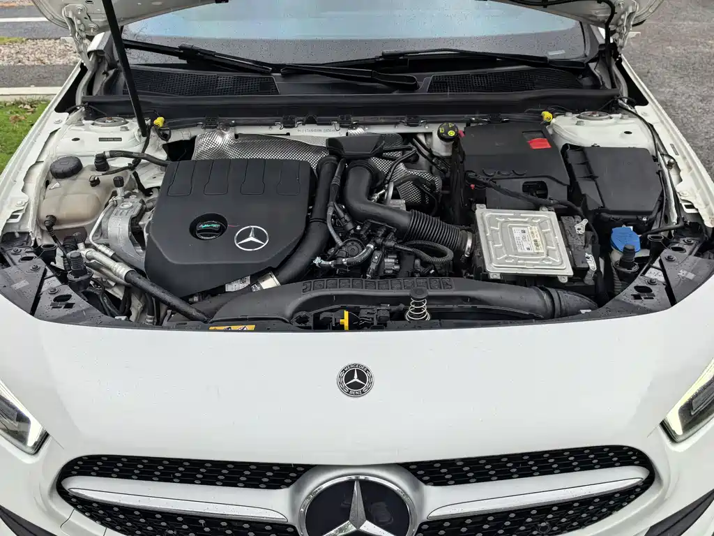 Mercedes-Benz A-Class 2021 — фото 17