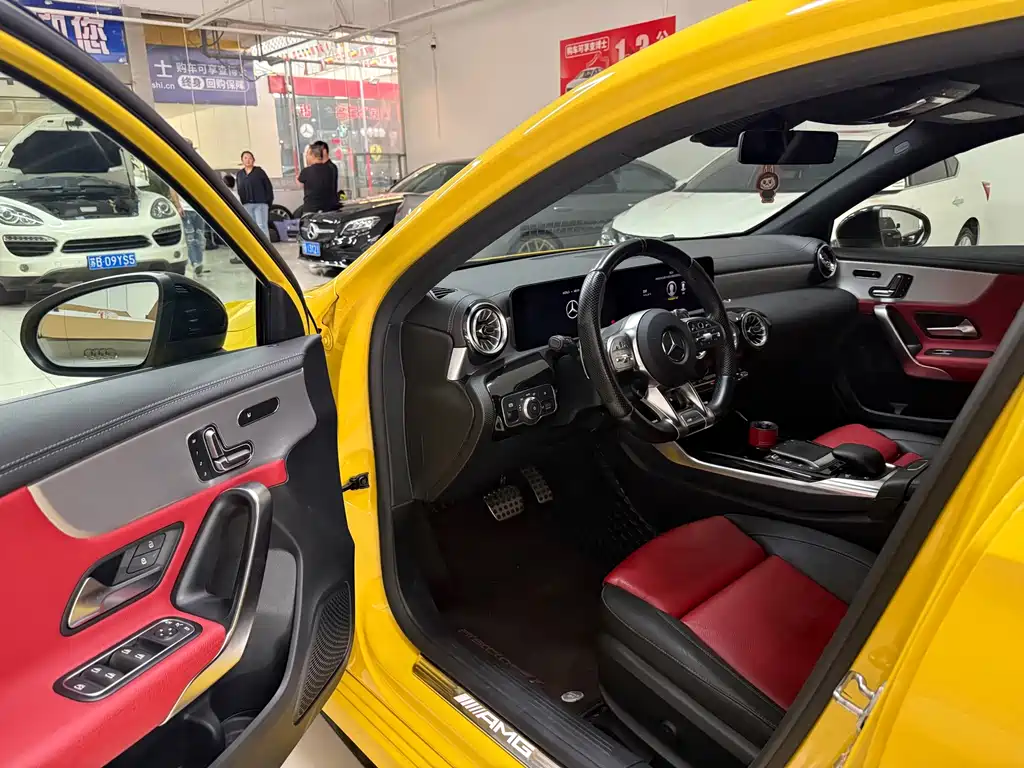 Mercedes-Benz A-Class AMG 2022 — фото 9