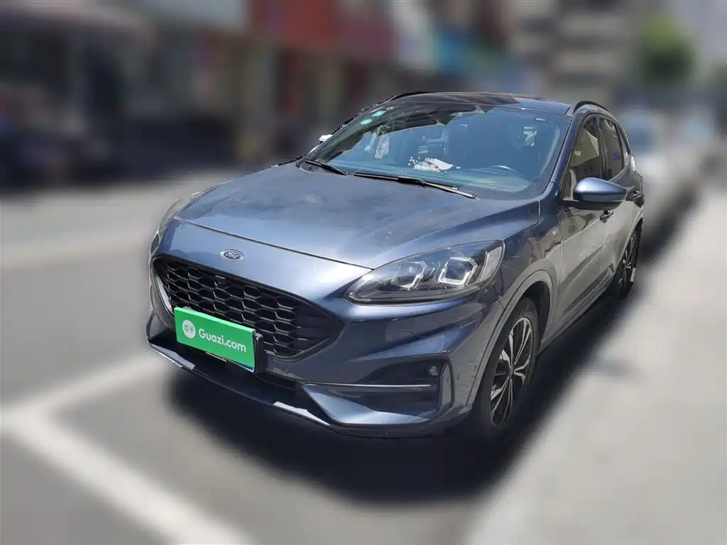 Ford Escape 2020 — фото 1
