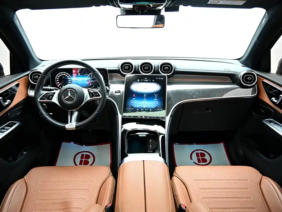 Mercedes-Benz GLC 2023 — фото 14