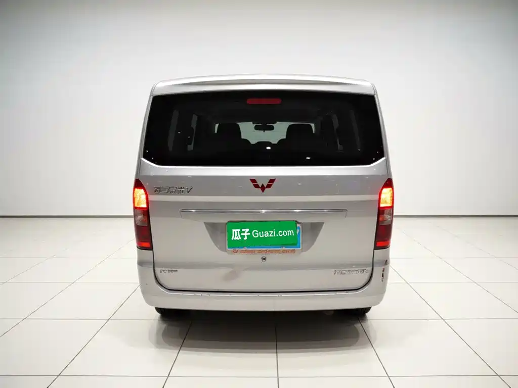 Wuling Rongguang V 2017 — фото 5