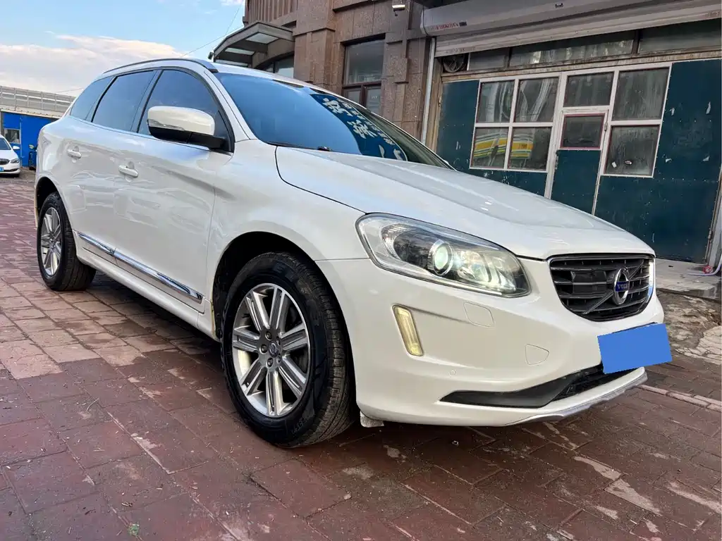 Volvo XC60 2016 — фото 3