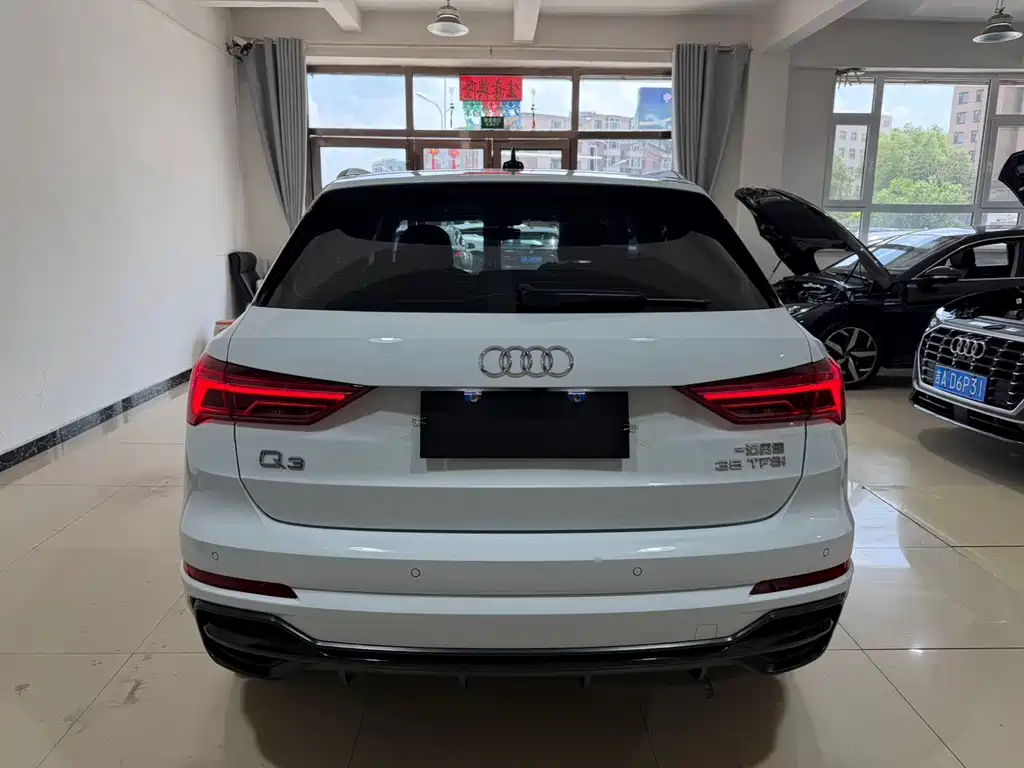Audi Q3 2023