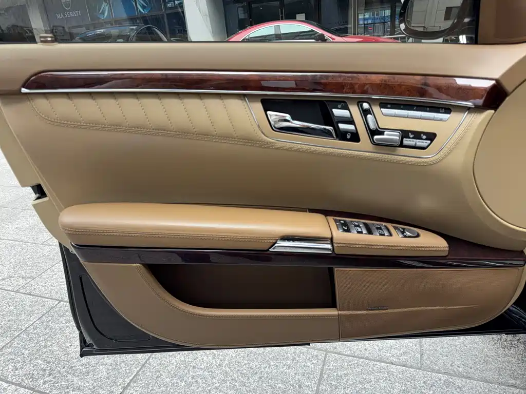 Mercedes-Benz S-Class 2008 — фото 16