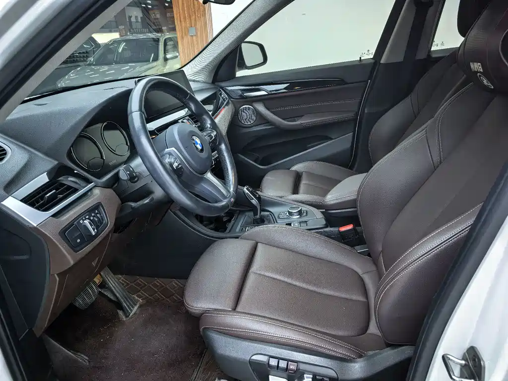 BMW X1 2022 — фото 4