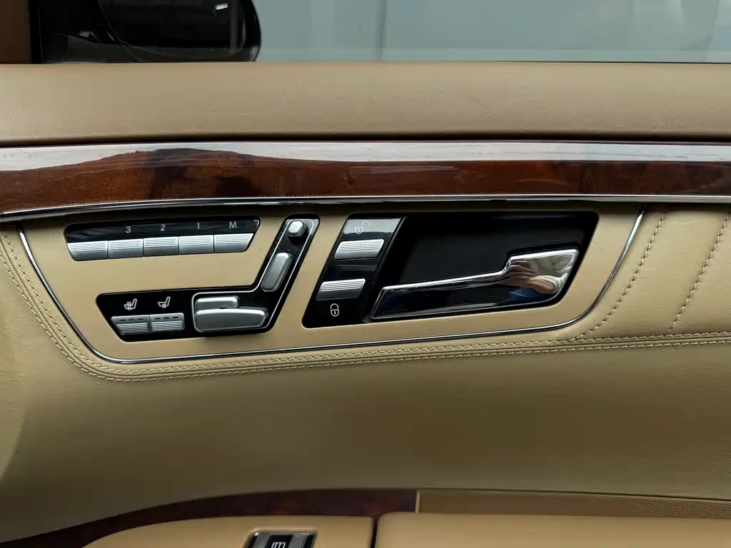 Mercedes-Benz S-Class 2008 — фото 29