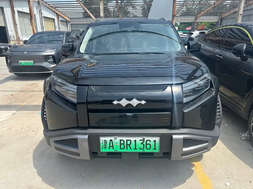 Fang Cheng Bao Titanium 3 2025
