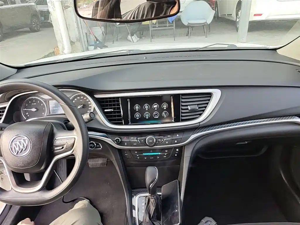 Buick Excelle 2016 — фото 10