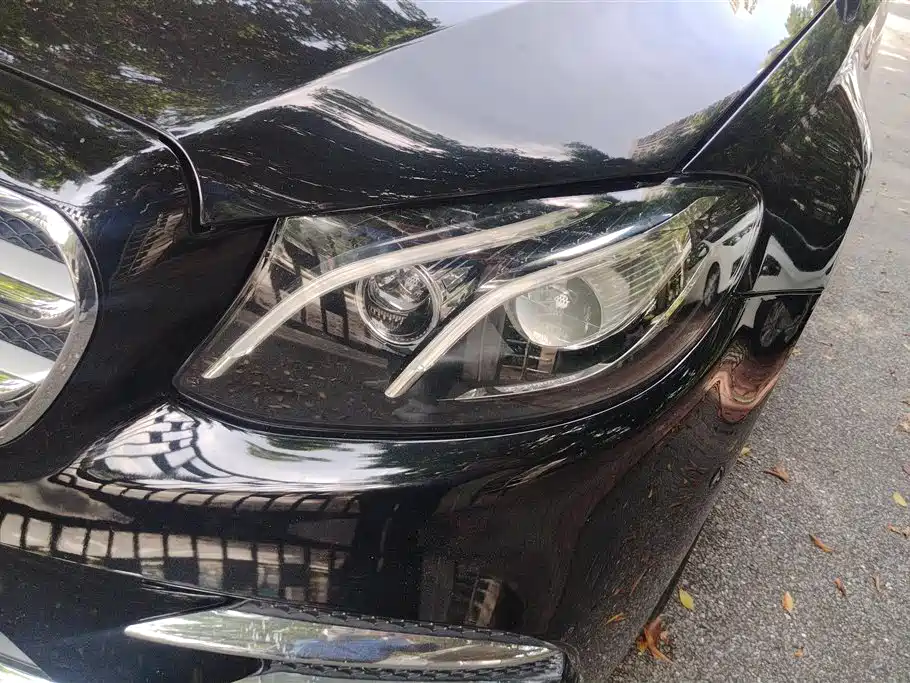 Mercedes-Benz E-Class 2020