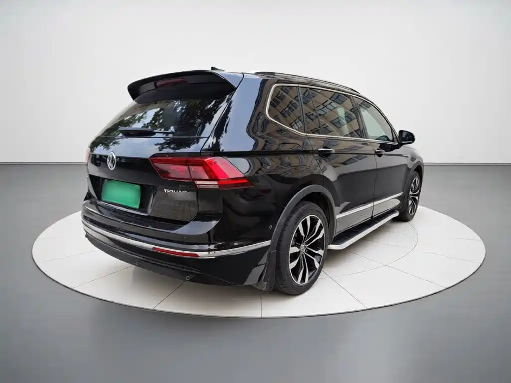 Volkswagen Tiguan L 2020 — фото 4