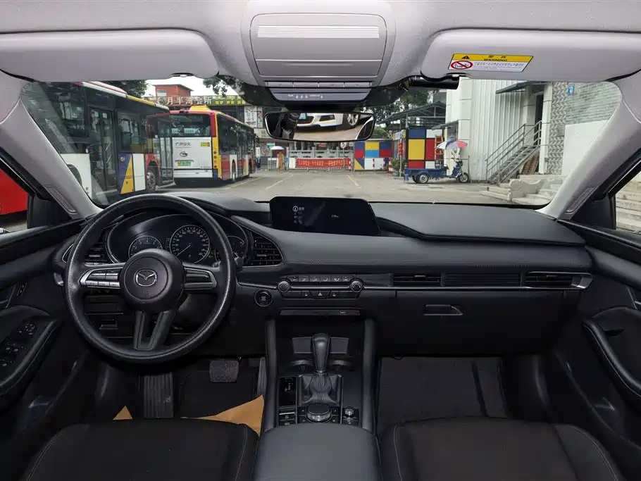 Mazda 3 Axela 2023