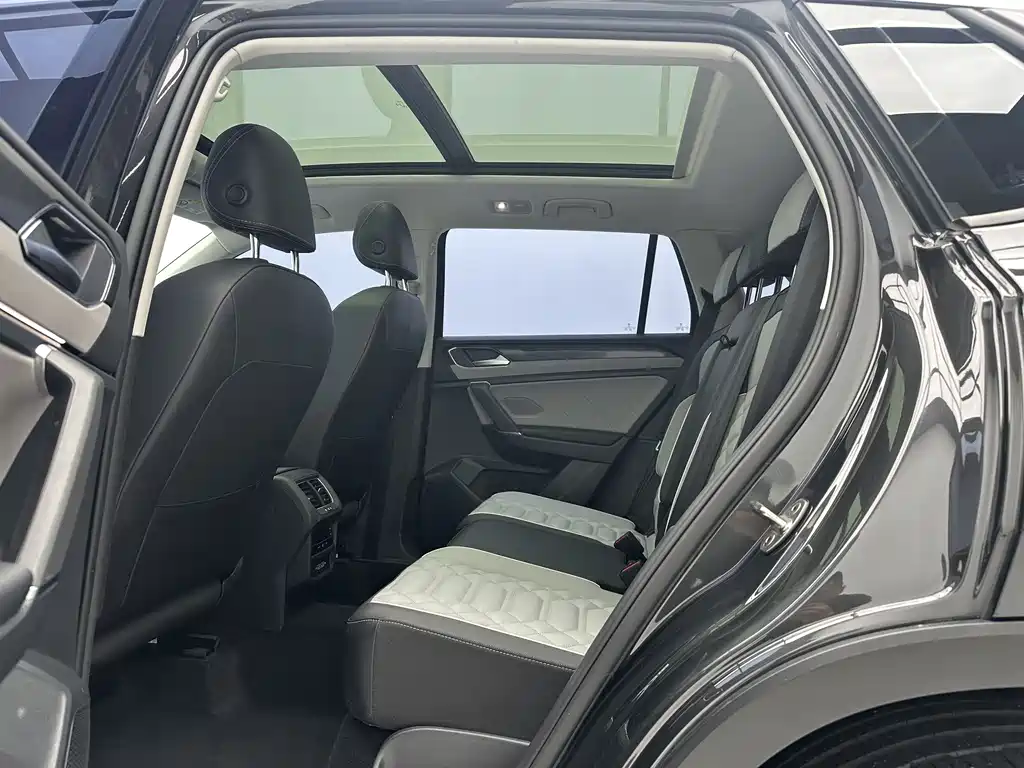Volkswagen Tayron 2023